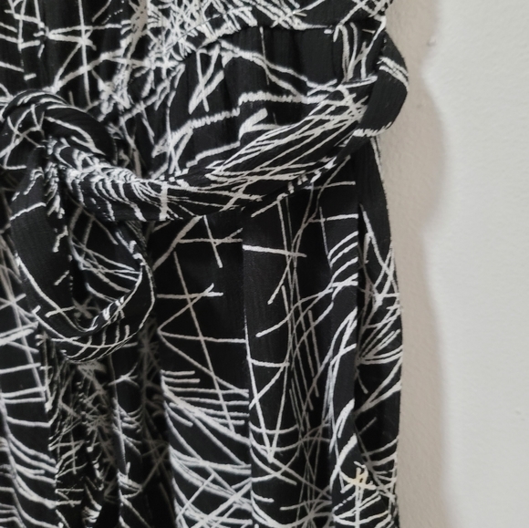 Diane Von Furstenberg Adele Jumpsuit Black Print Ruffle Off The Shoulder Size 0 - Picture 8 of 16